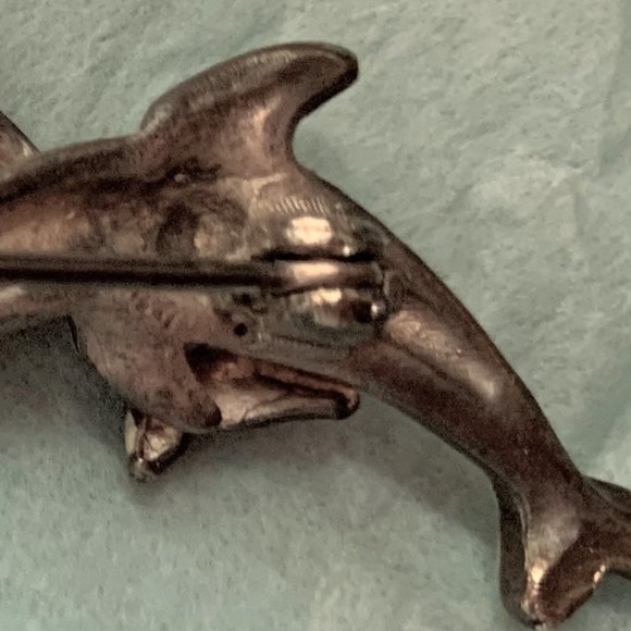 Dolphin Enamel & Blue Stone Pin Brooch - Picture 4 of 4